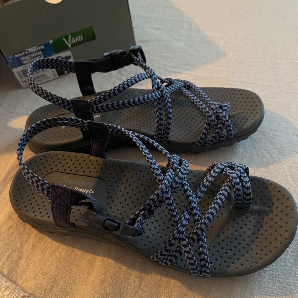 Skechers Skechers vegan sandals (NEW)